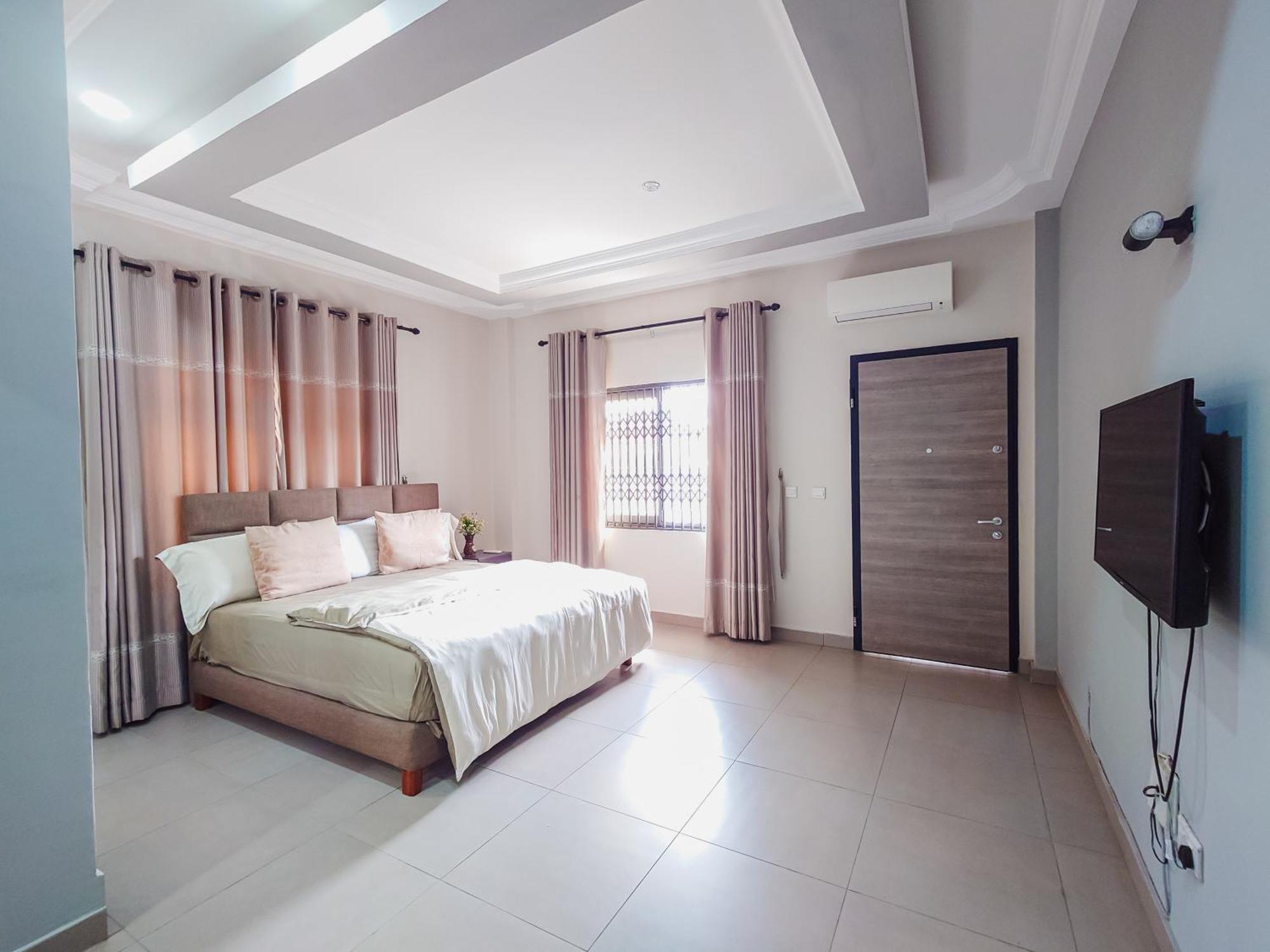 Queens View Apartment Accra Ngoại thất bức ảnh