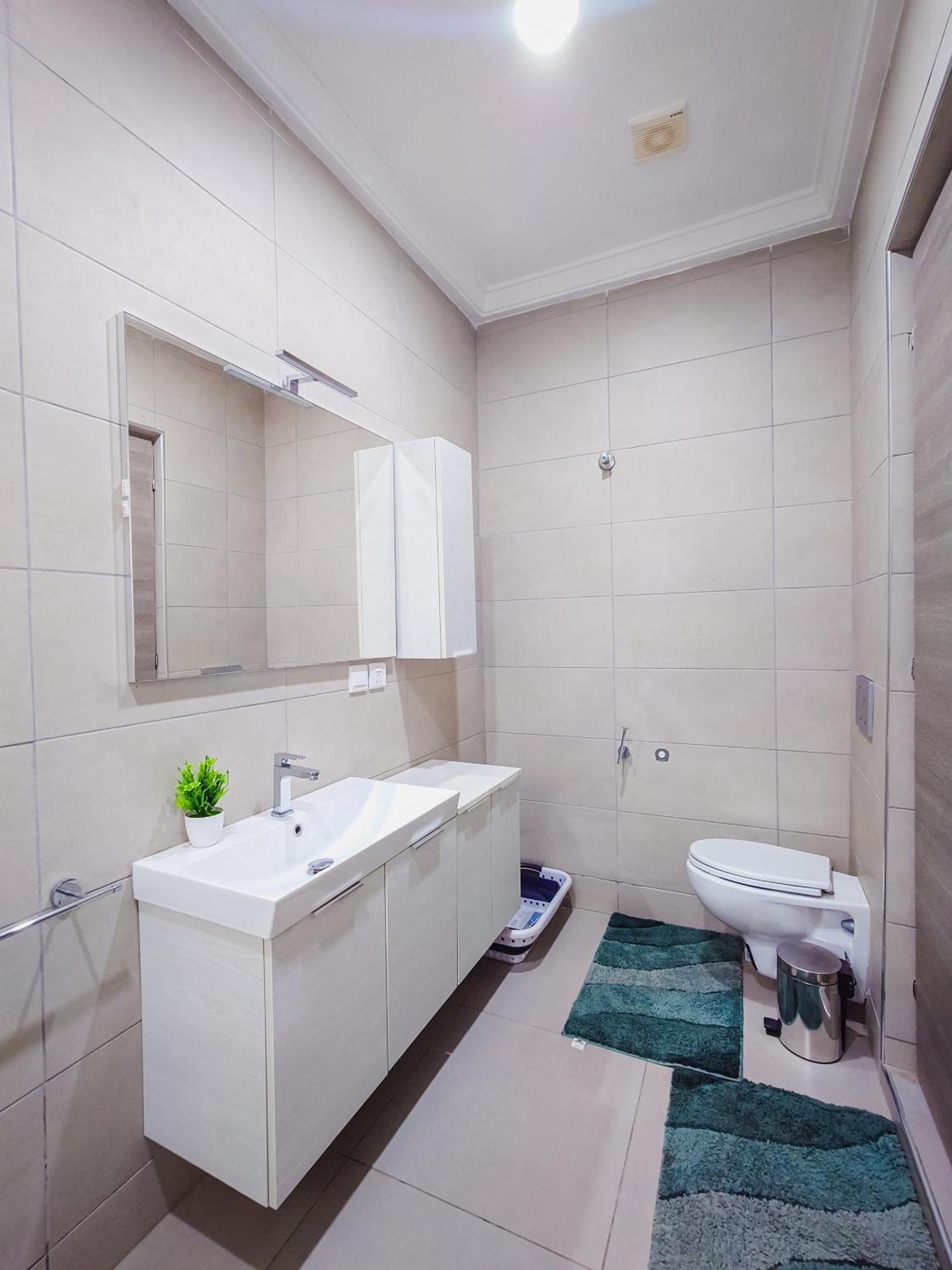 Queens View Apartment Accra Ngoại thất bức ảnh