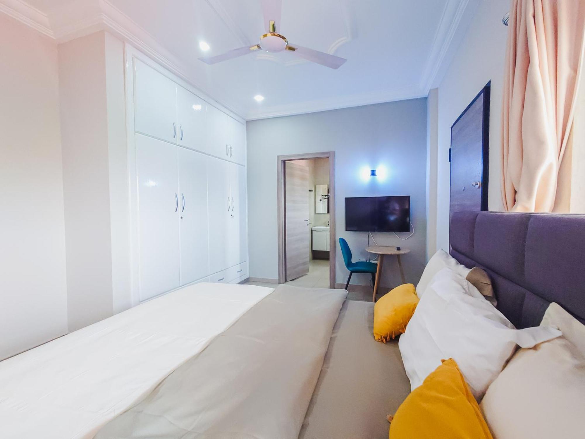 Queens View Apartment Accra Ngoại thất bức ảnh