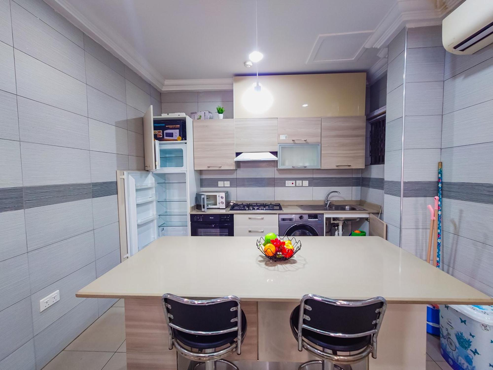 Queens View Apartment Accra Ngoại thất bức ảnh