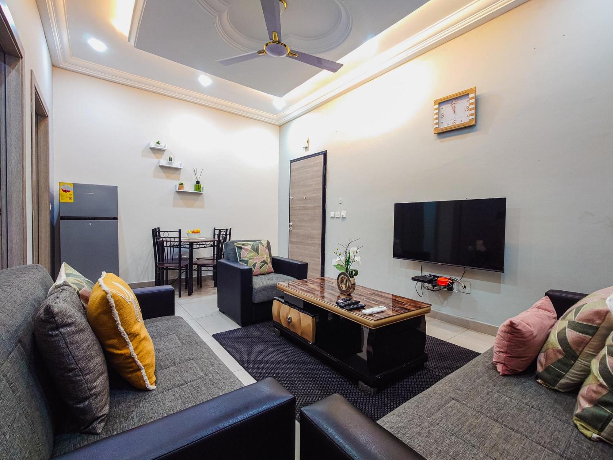 Queens View Apartment Accra Ngoại thất bức ảnh